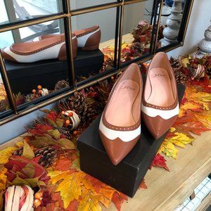 NWT Women's J Crew Leather Pointed Toe Spectator Flat, Size 7.5